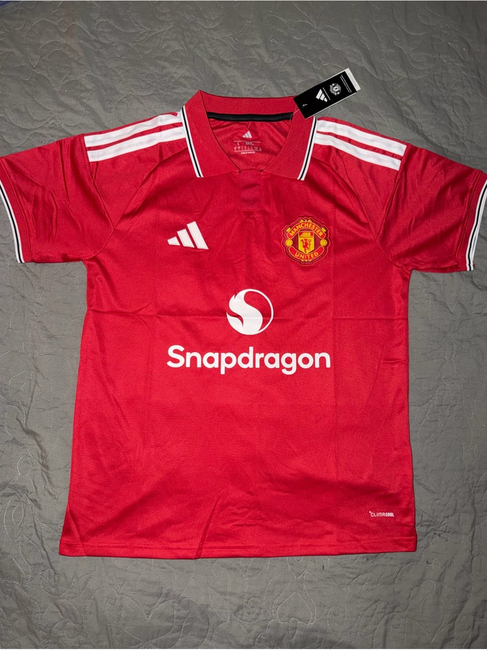 Manchester United 26/27 home jersey